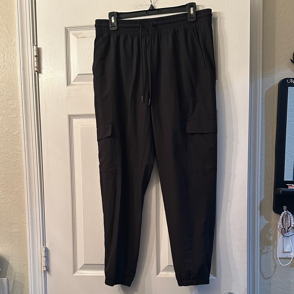 Black Cargo Women’s Pants